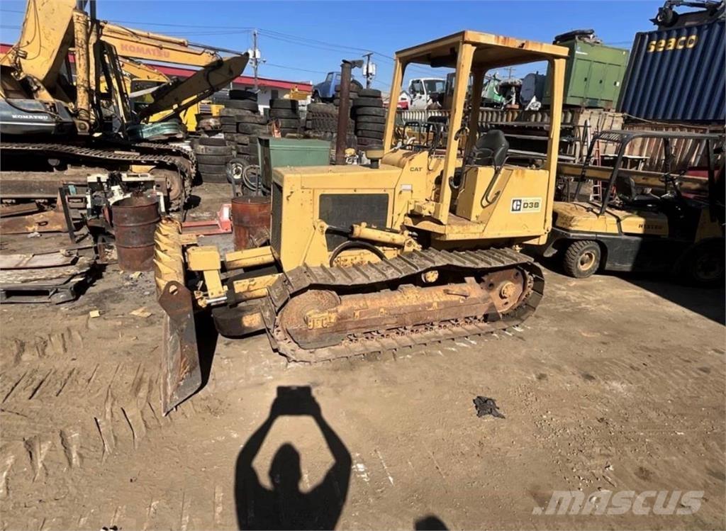 CAT D3B Z 履带式推土机