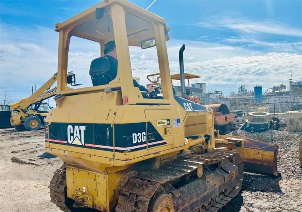 CAT D3G XL 履带式推土机