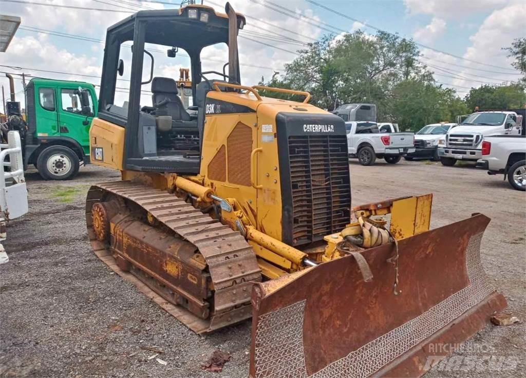 CAT D3K XL 履带式推土机