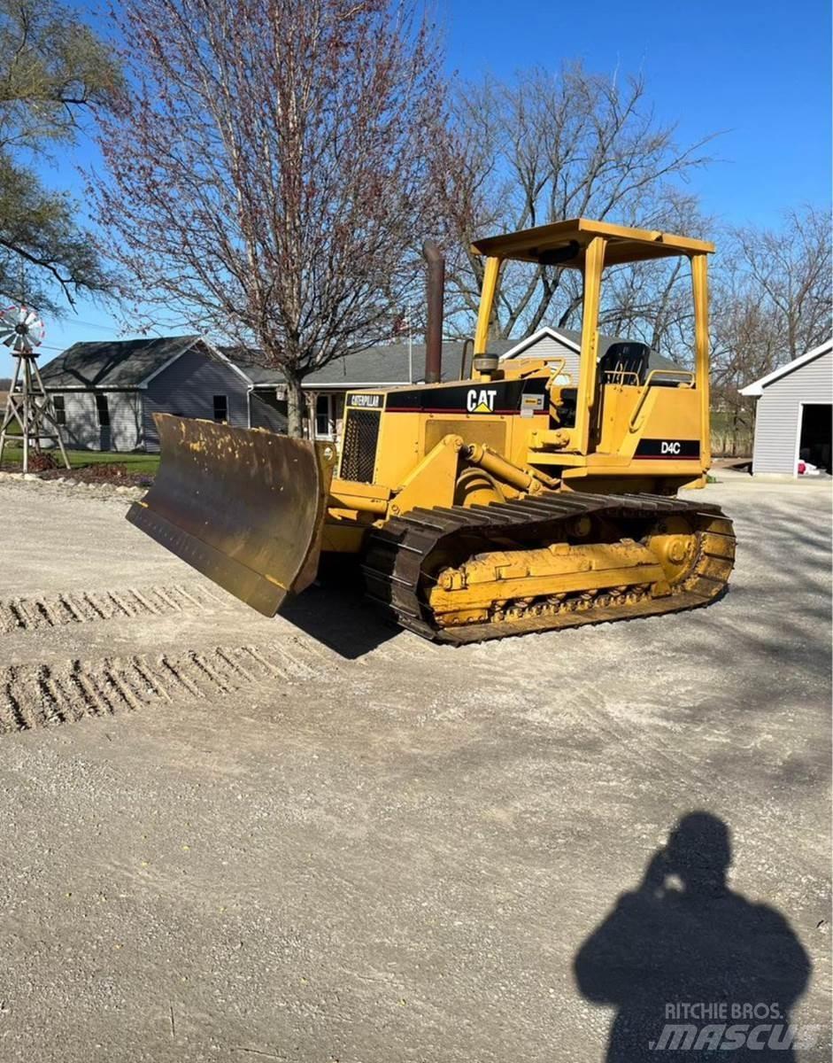 CAT D4C 履带式推土机