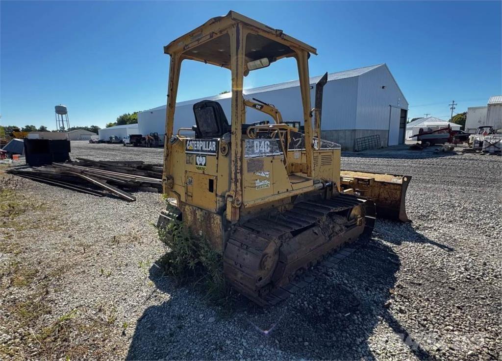 CAT D4C 履带式推土机