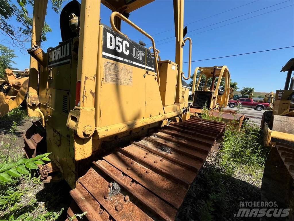CAT D5C 履带式推土机