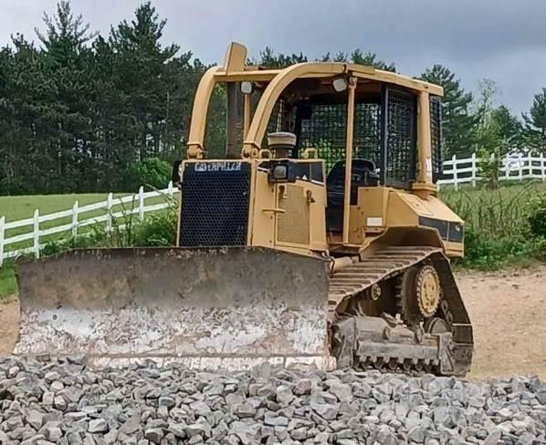 CAT D5M 履带式推土机