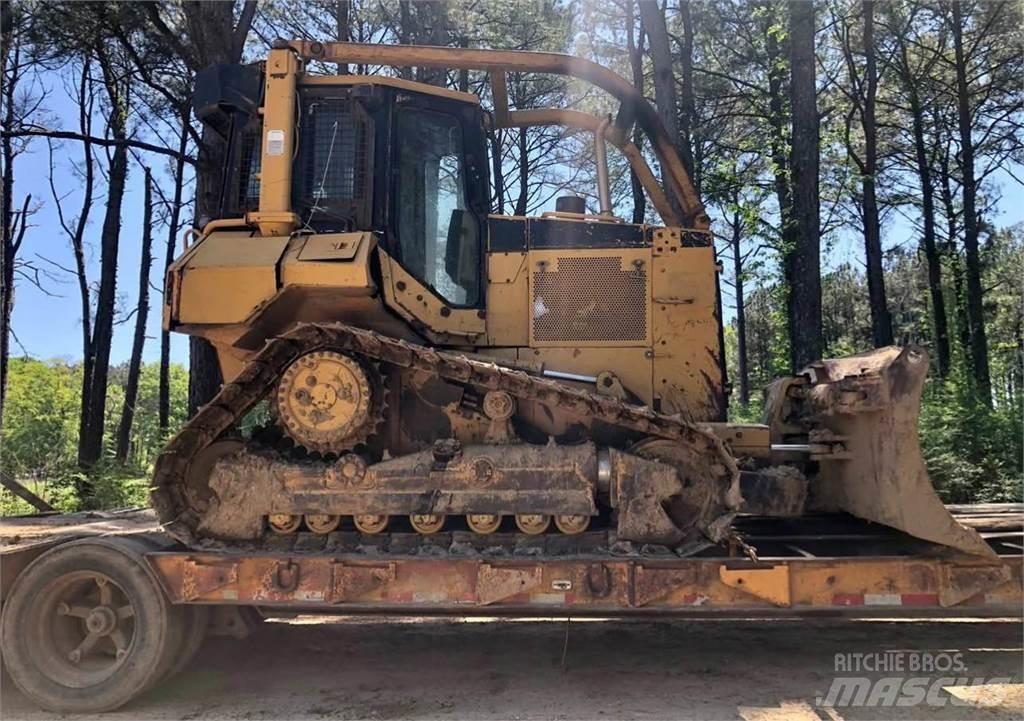CAT D5M 履带式推土机