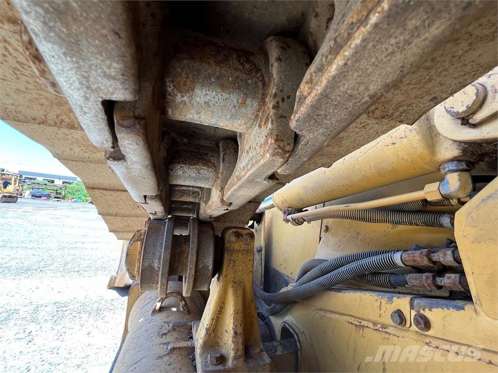 CAT D5N 履带式推土机