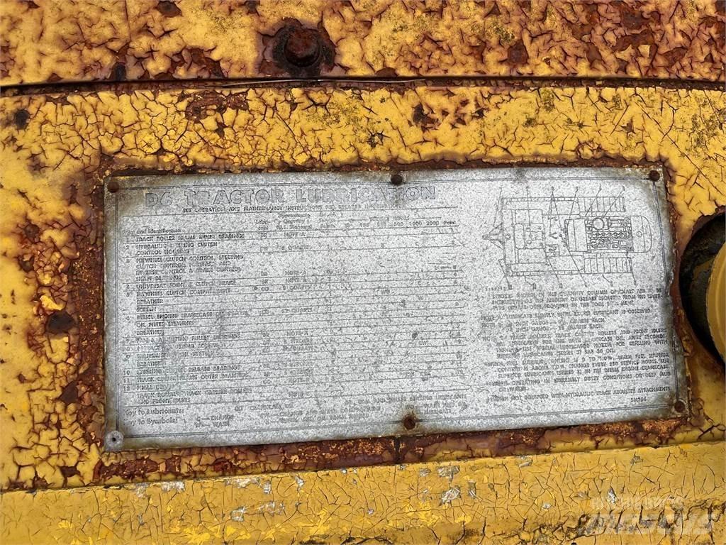 CAT D6 履带式推土机