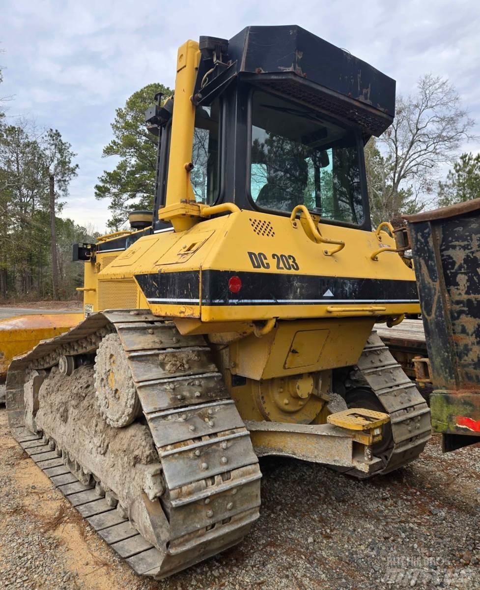 CAT D6M XL 履带式推土机