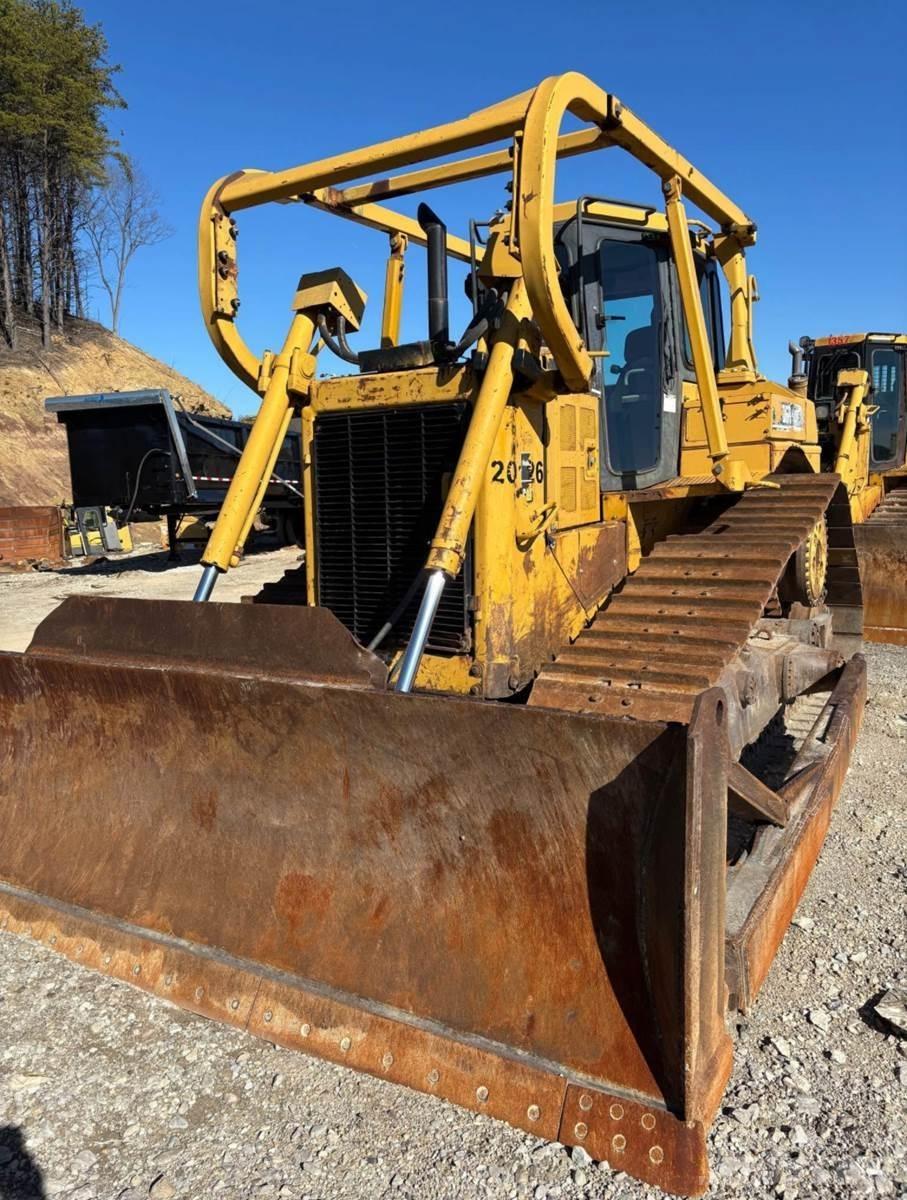 CAT D6R 履带式推土机