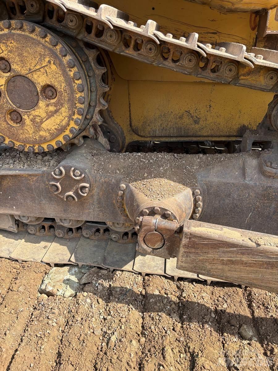 CAT D6R 履带式推土机