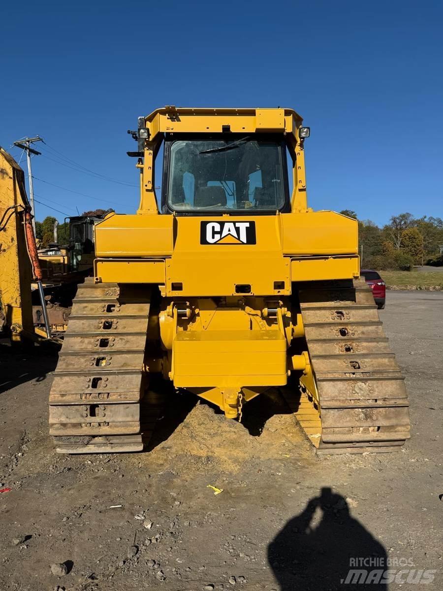 CAT D6T 履带式推土机