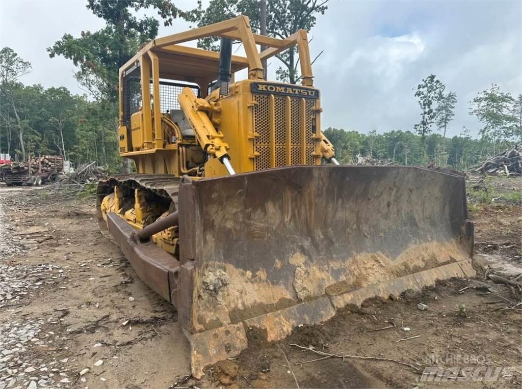 CAT D85E 履带式推土机