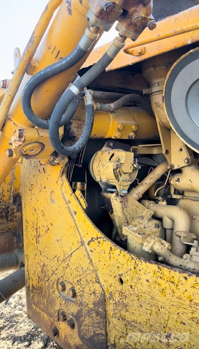 CAT D8H 履带式推土机