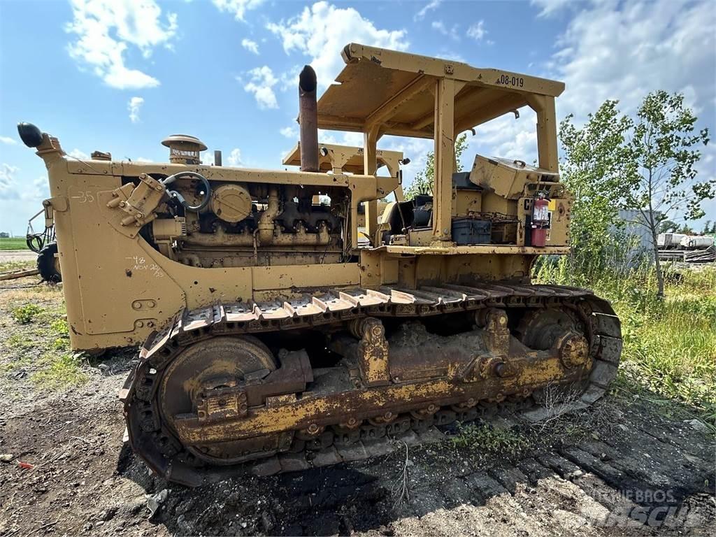 CAT D8H 履带式推土机