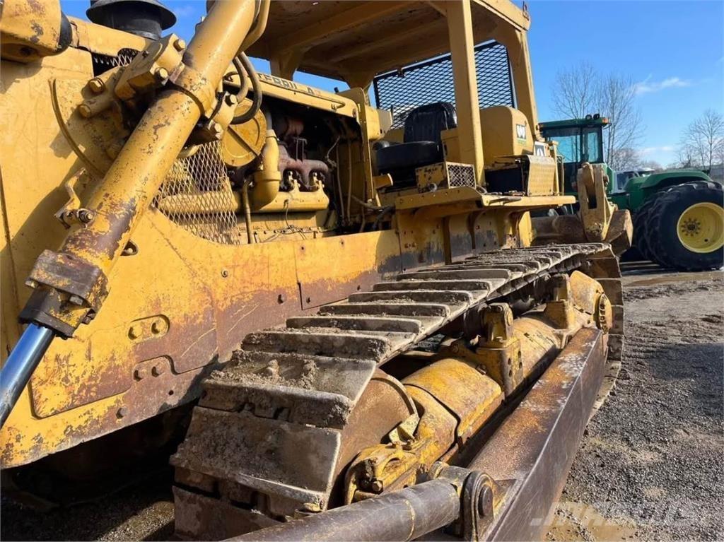 CAT D8H 履带式推土机