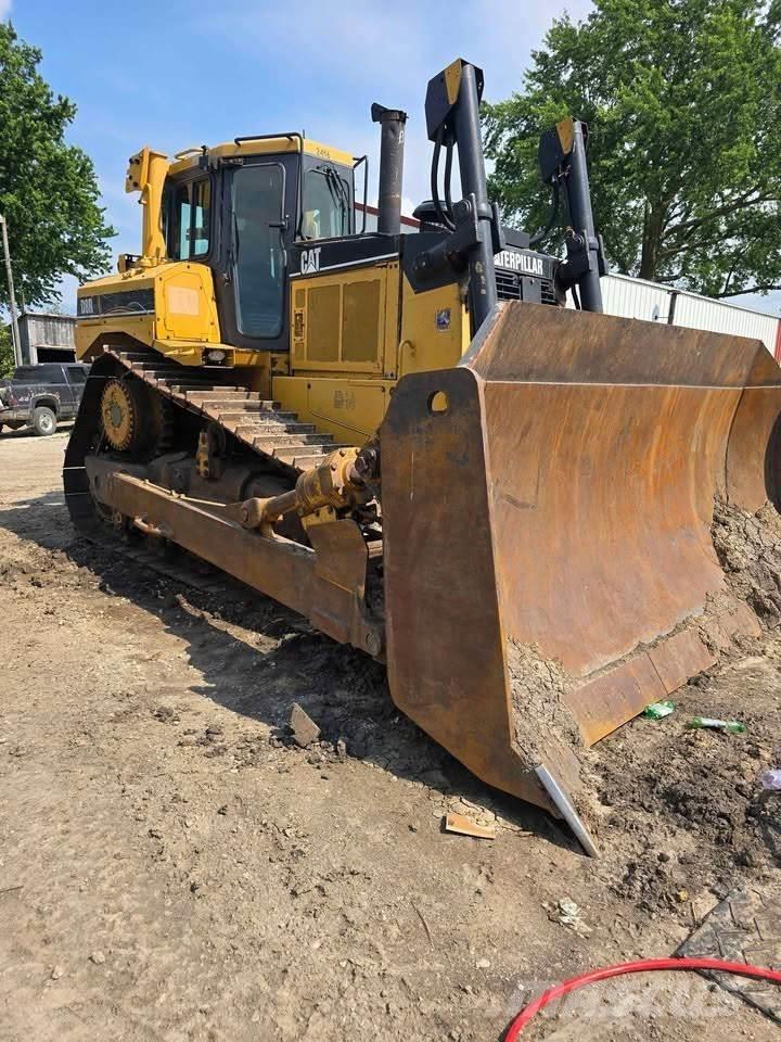 CAT D8R 履带式推土机