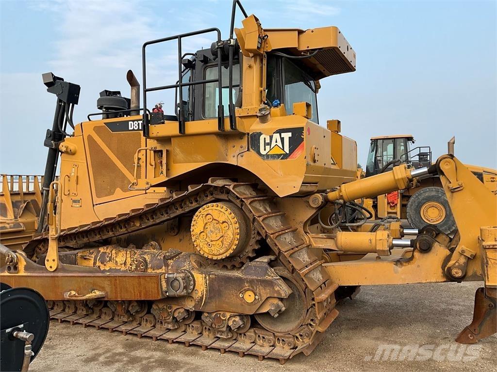 CAT D8T 履带式推土机