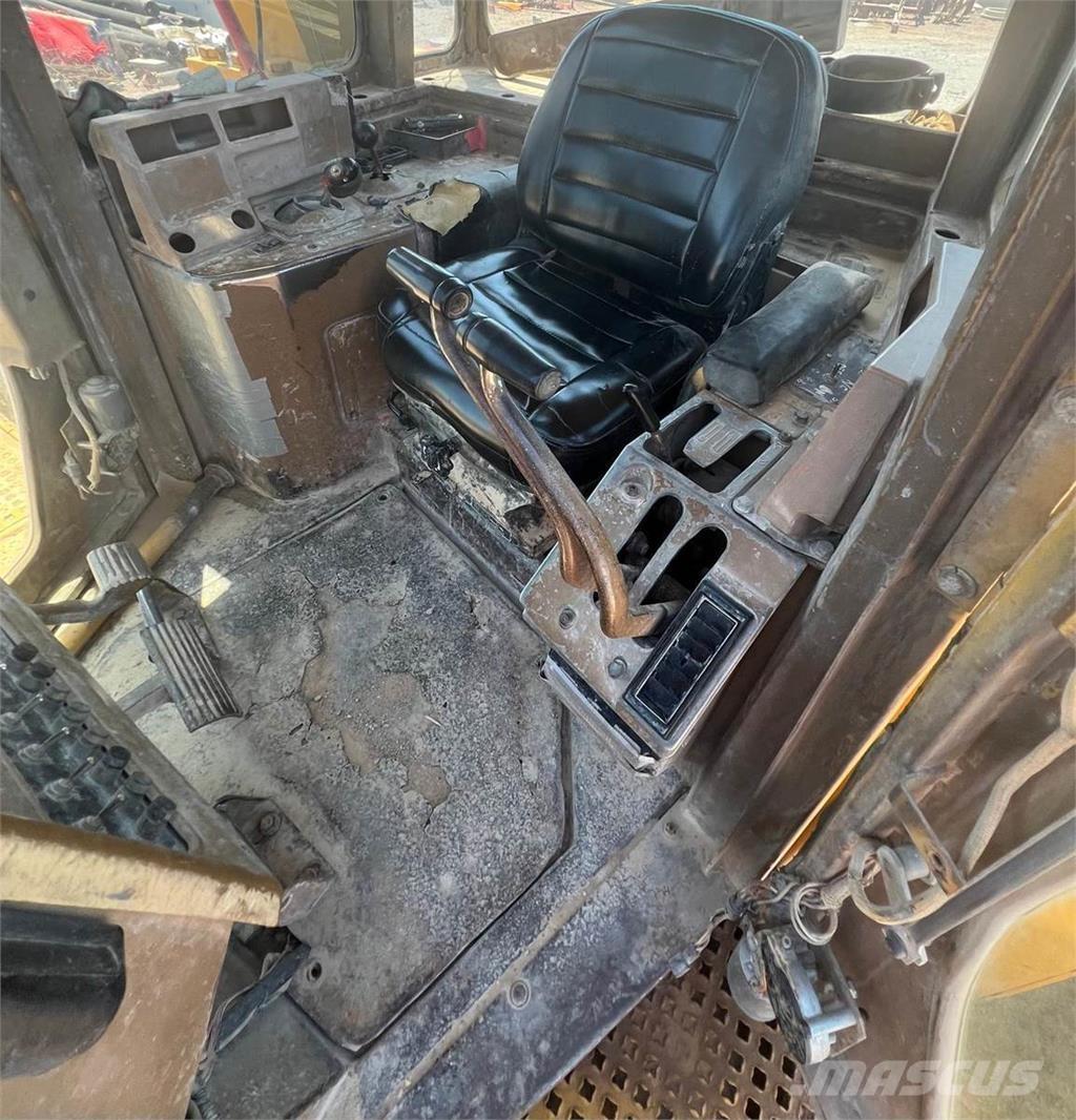 CAT D9L 履带式推土机