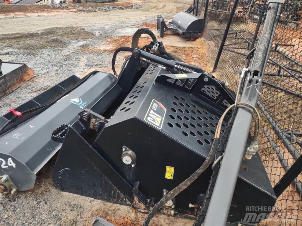 CAT LR18B 犁耙和摊草机