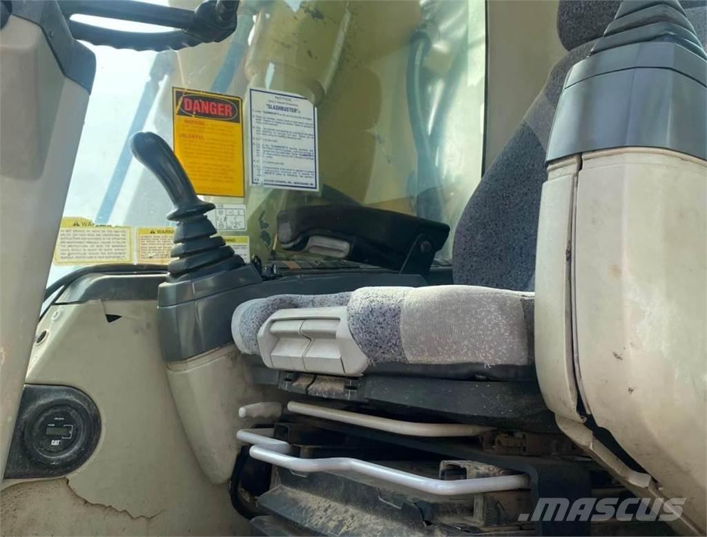 CAT M316C 轮式挖掘机