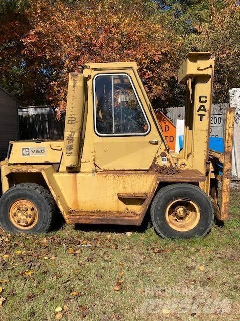 CAT V120 其他叉车