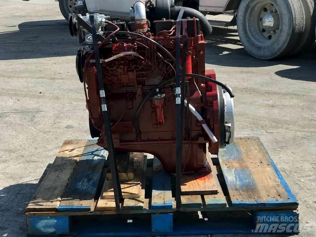 Cummins 4BT 发动机