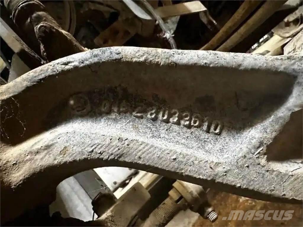  Dana 367 轴