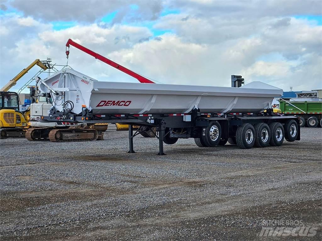 Demco  自卸拖车