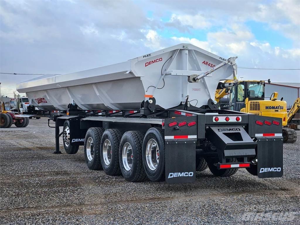 Demco  自卸拖车