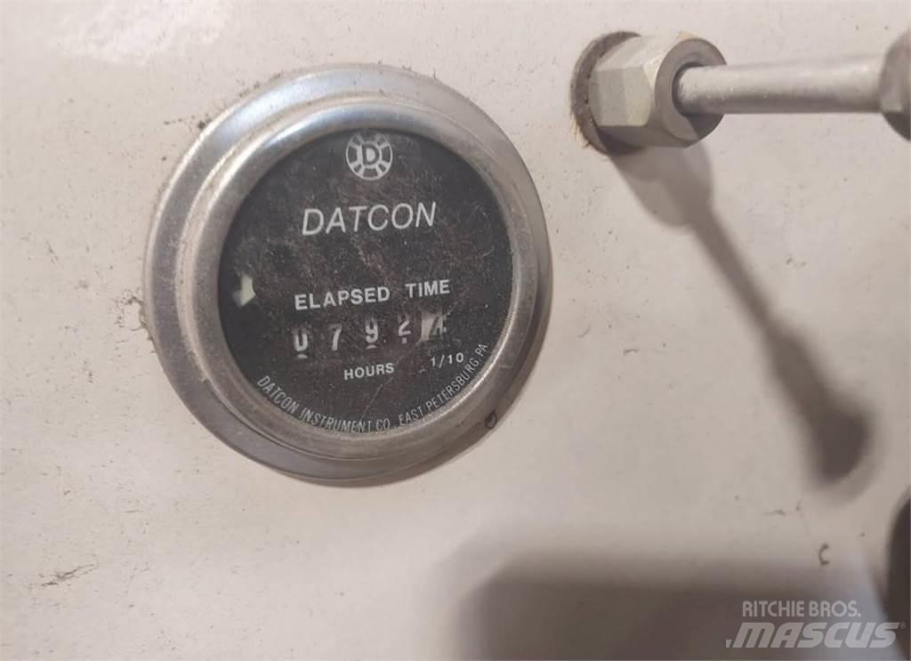 Finn B70T 装料斗，气动吸粮机，升运机