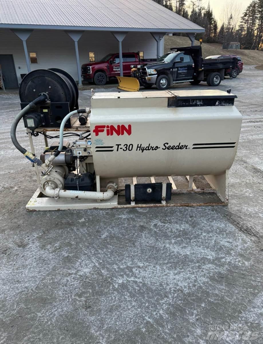 Finn T30 装料斗，气动吸粮机，升运机