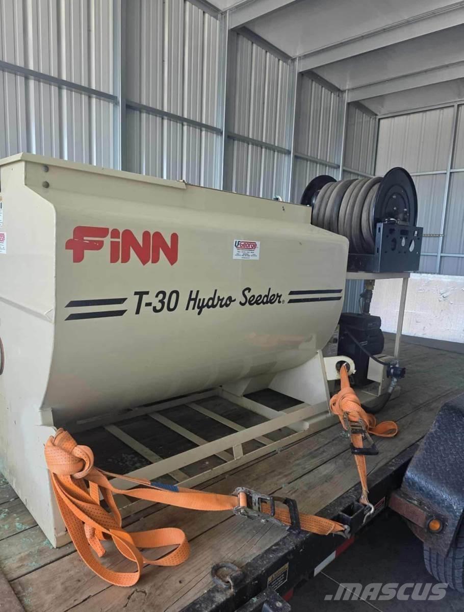 Finn T30 装料斗，气动吸粮机，升运机