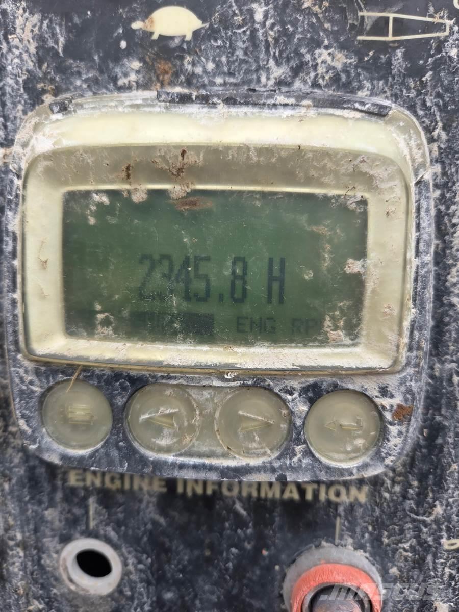 Finn T330 装料斗，气动吸粮机，升运机