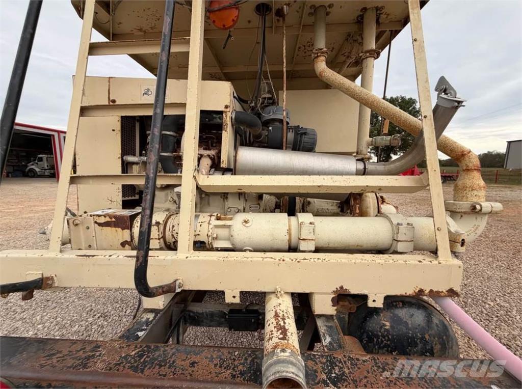 Finn T330 装料斗，气动吸粮机，升运机