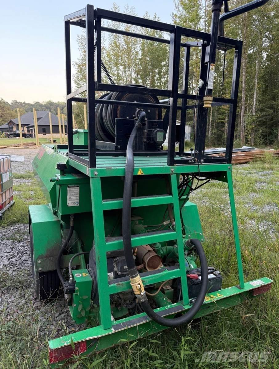 Finn T60T 装料斗，气动吸粮机，升运机