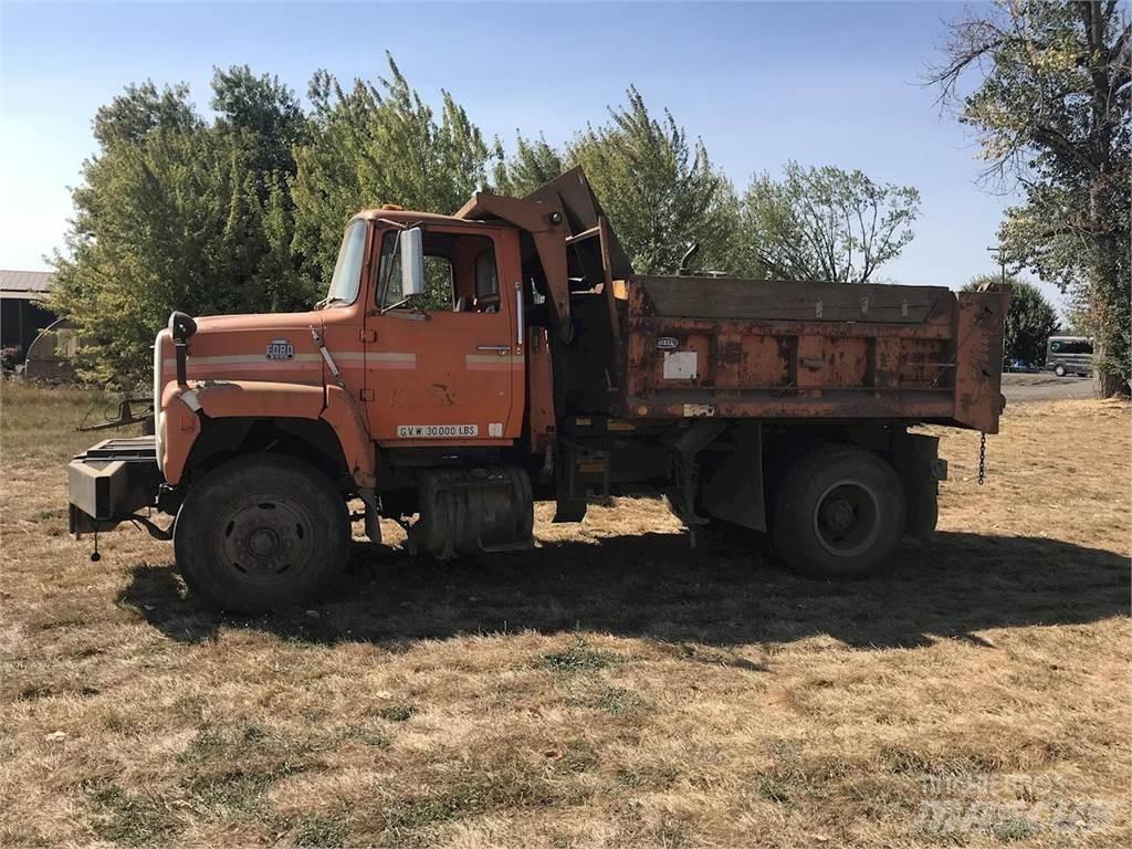 Ford 8000 自卸式货车