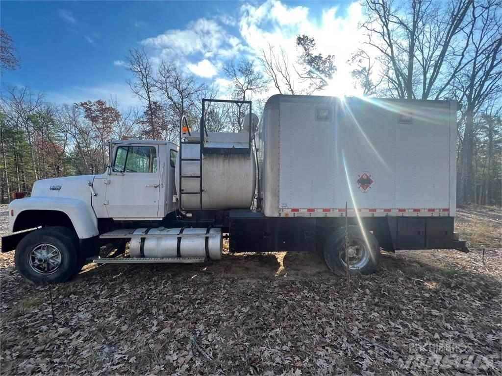 Ford 8000 市政车