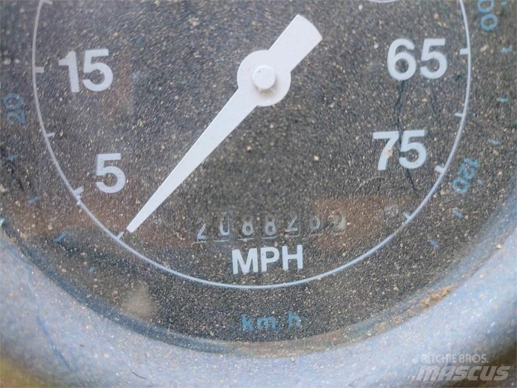 Ford 8000 油罐车