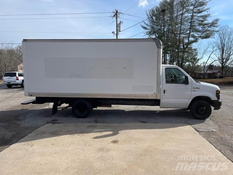 Ford F-350 厢式货车