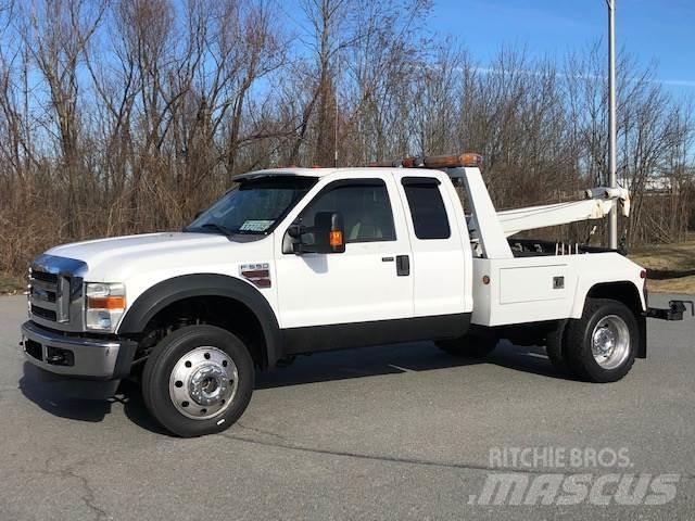 Ford F-550 救援车