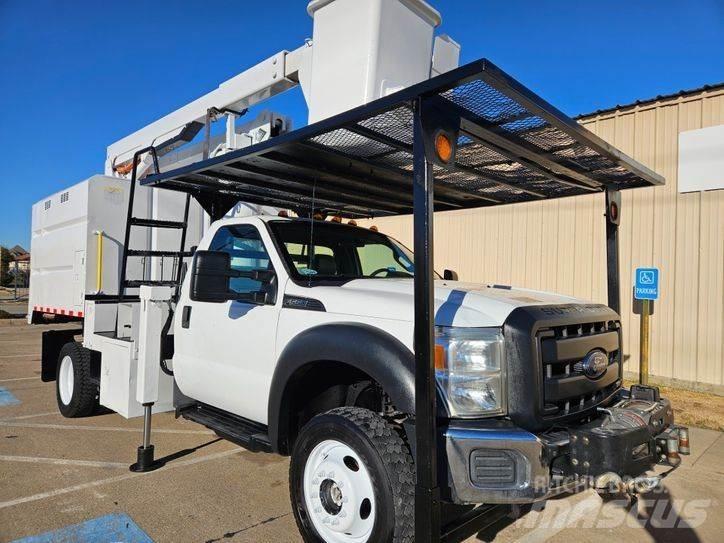 Ford F-550 车载式高空作业车