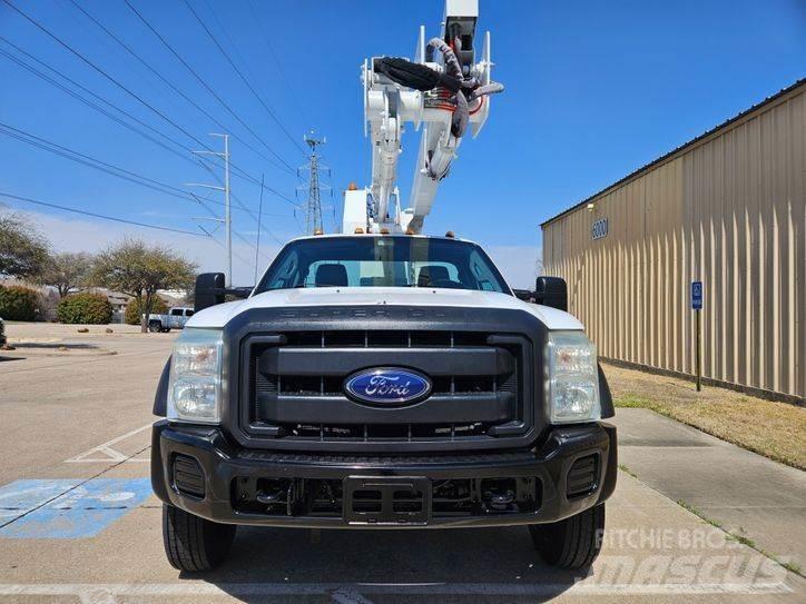 Ford F - 550 车载式高空作业车