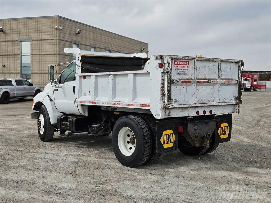 Ford F-650 自卸式货车