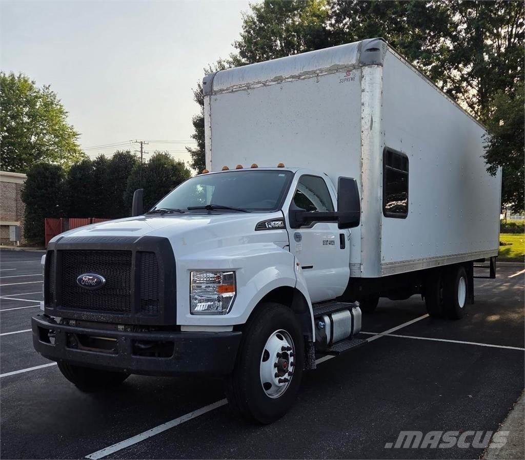 Ford F-650 厢式货车