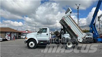 Ford F-750 自卸式货车