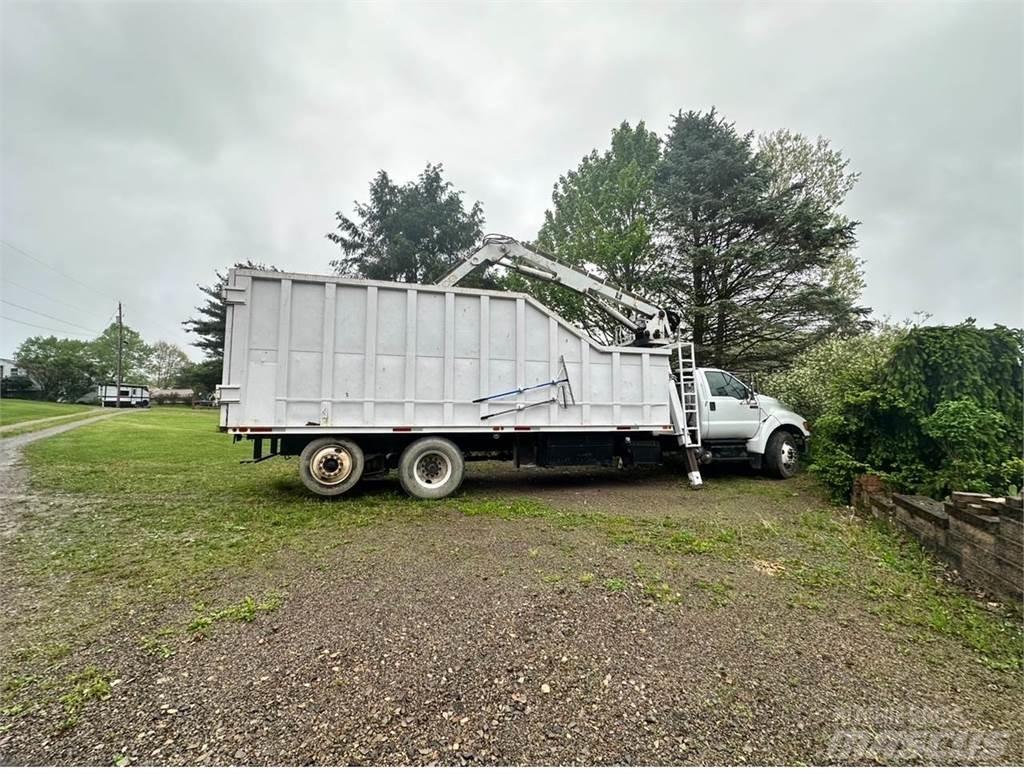 Ford F-750 起重车