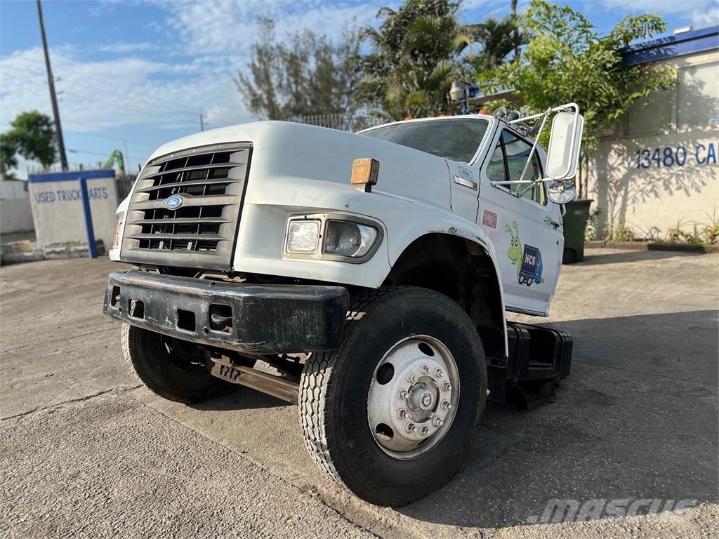 Ford F-800 运输工具-其他