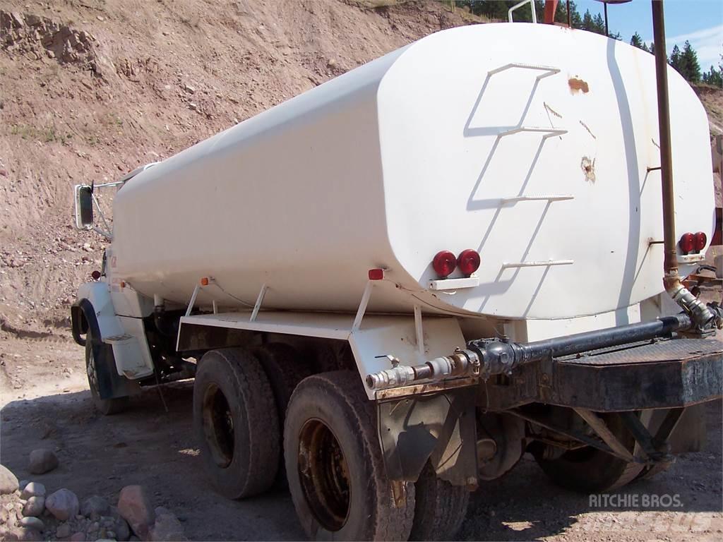 Ford LTS8000 油罐车