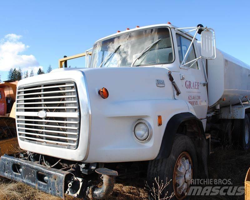 Ford LTS8000 油罐车