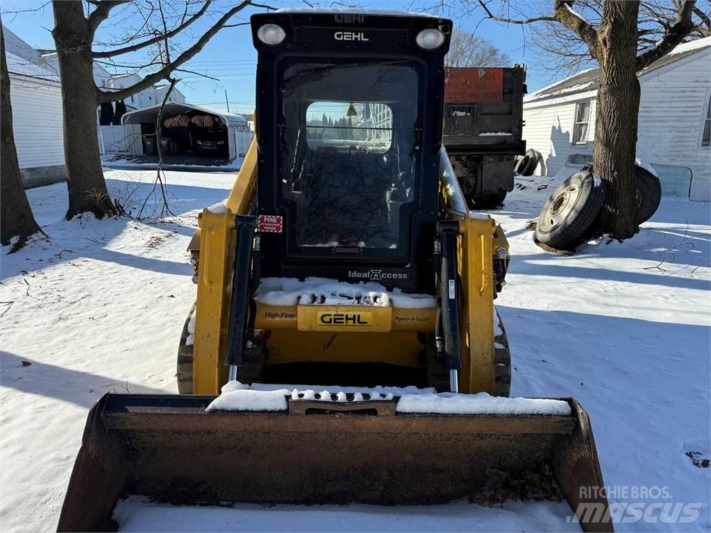 Gehl RT215 滑移装载机