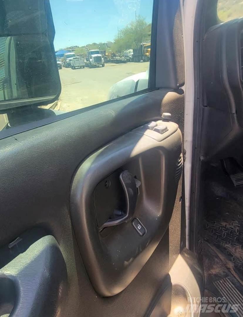 GMC 5500 起重车